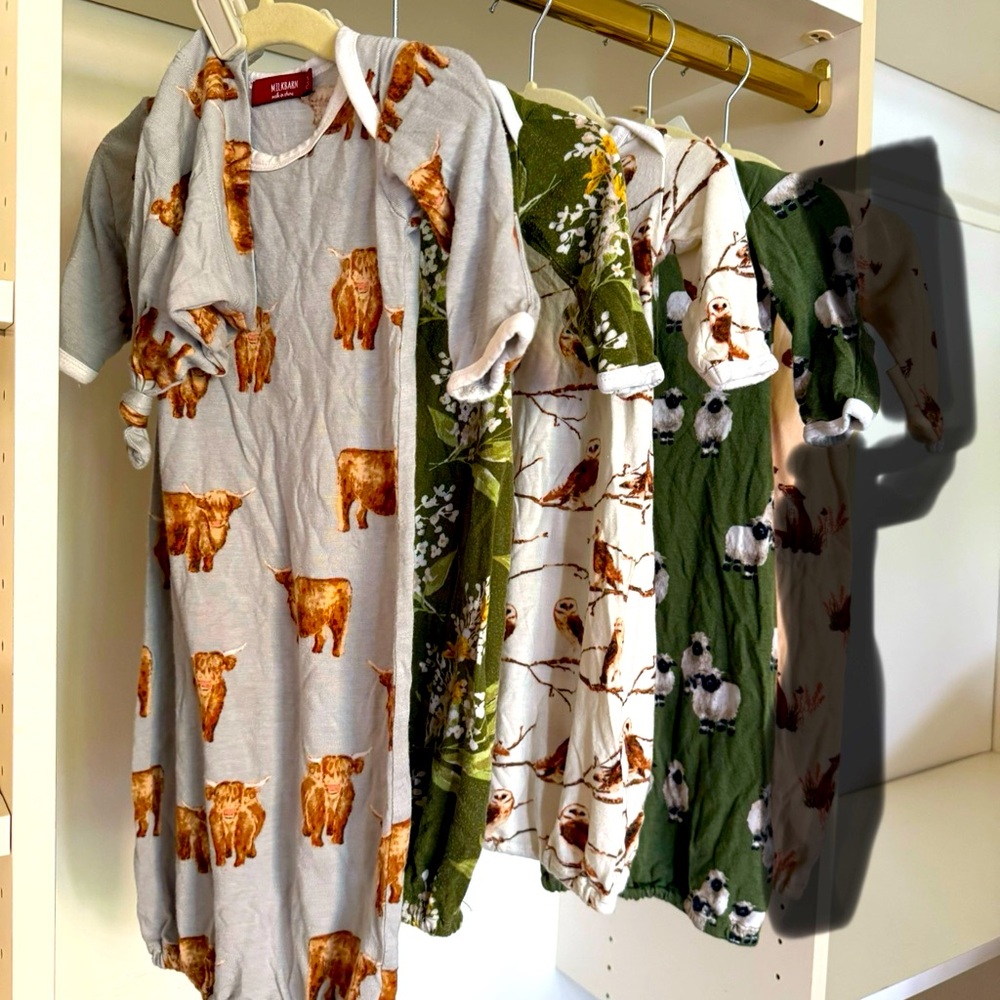 4 Milkbarn 0-3month Pajamas Set with hats